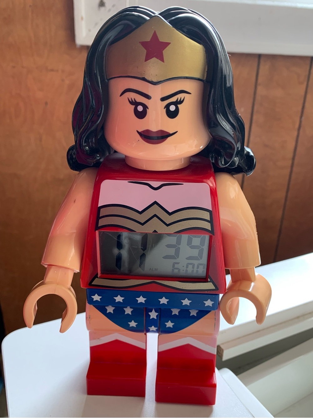2015 LEGO DC Super Heroes Wonder Woman Alarm Clock Figure